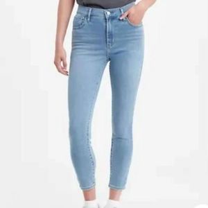 Levi's 720 High Rise Super Skinny Crop